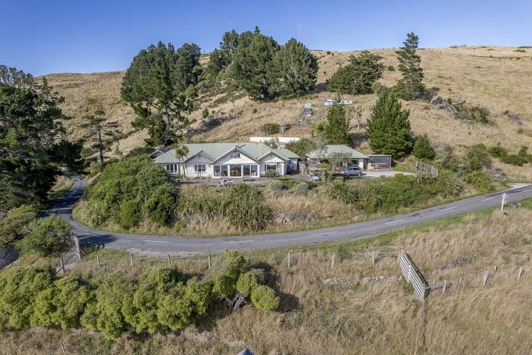 Photo of property in 575 Summit Road, Heathcote Valley, Christchurch, 8081