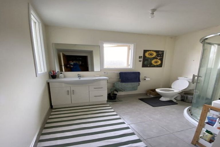 Photo of property in 4 Levy Street, Mount Victoria, Wellington, 6011