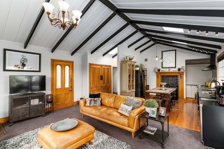 Photo of property in 5 Queen Street, Feilding, 4702