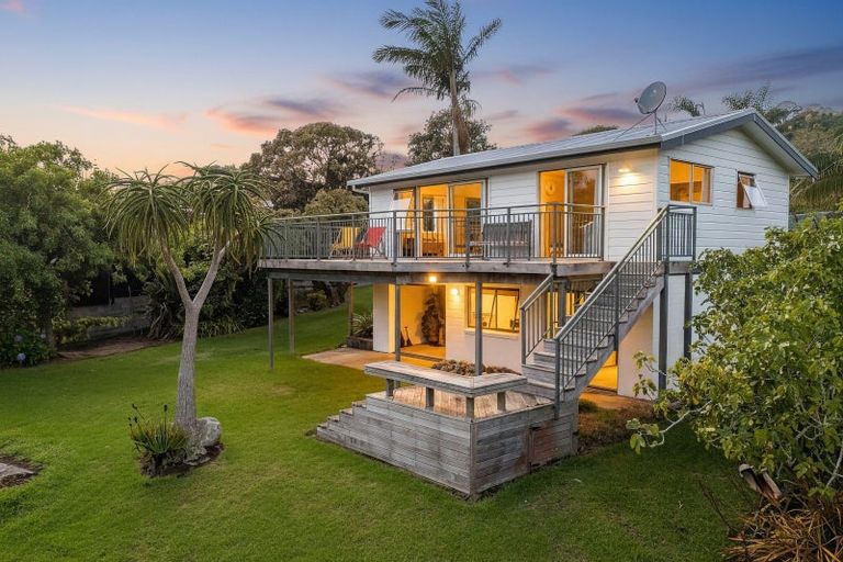 Photo of property in 3 Wigmore Crescent, Hahei, Whitianga, 3591