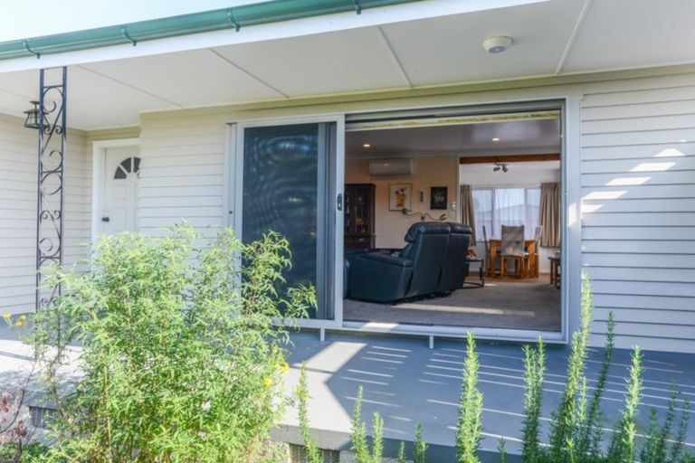 Photo of property in 38 Arthur Hobson Avenue, Pirimai, Napier, 4112