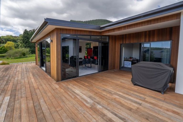 Photo of property in 30 Plumtree Lane, Stoke, Nelson, 7011