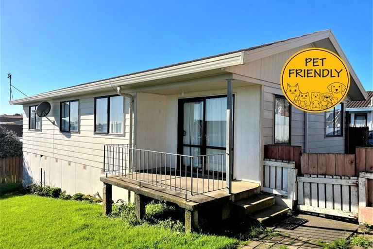 Photo of property in 4/1 Rebecca Rise, Weymouth, Auckland, 2103