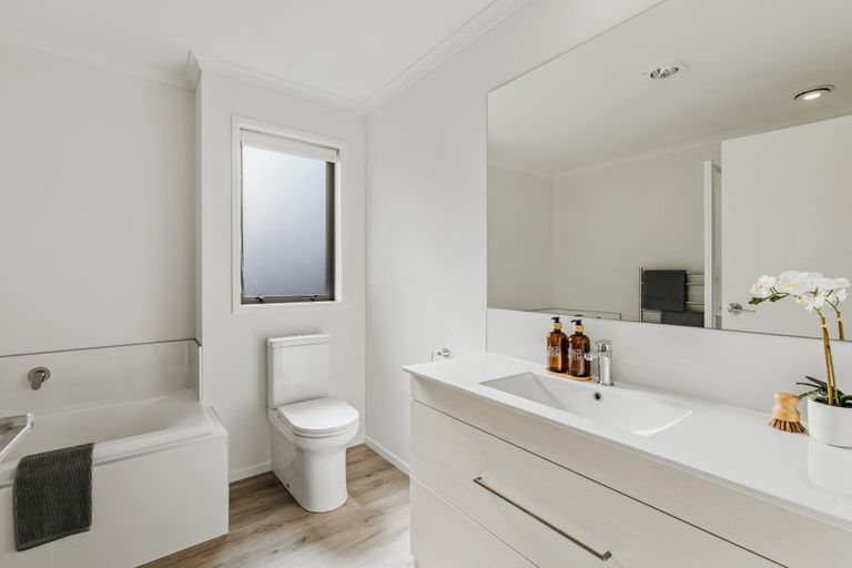 Photo of property in 19 Rehua Way, Papamoa, 3118