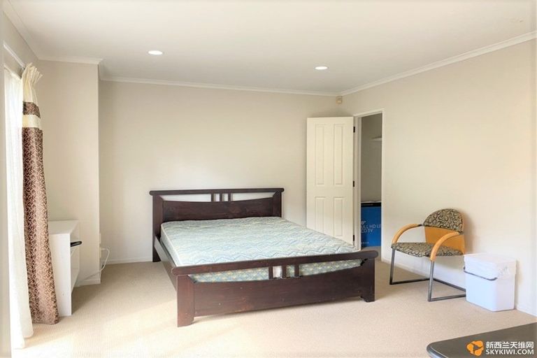 Photo of property in 2 Covina Place, Somerville, Auckland, 2014