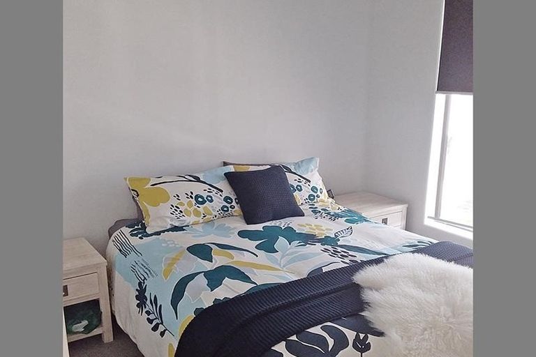 Photo of property in 1 Glenae Lane, Hobsonville, Auckland, 0618