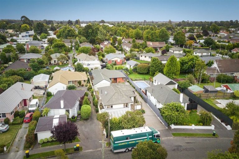 Photo of property in 1/45 Yardley Street, Avonhead, Christchurch, 8042