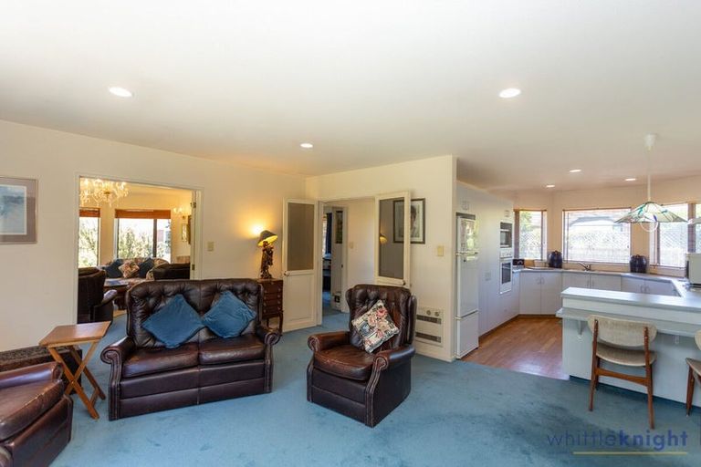 Photo of property in 27 Showgate Avenue, Sockburn, Christchurch, 8042