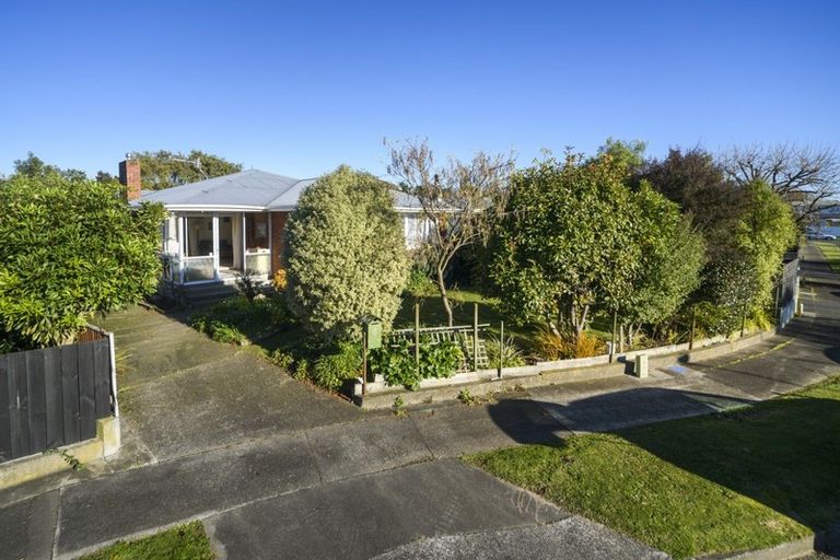 Photo of property in 8 Conway Place, Terrace End, Palmerston North, 4410