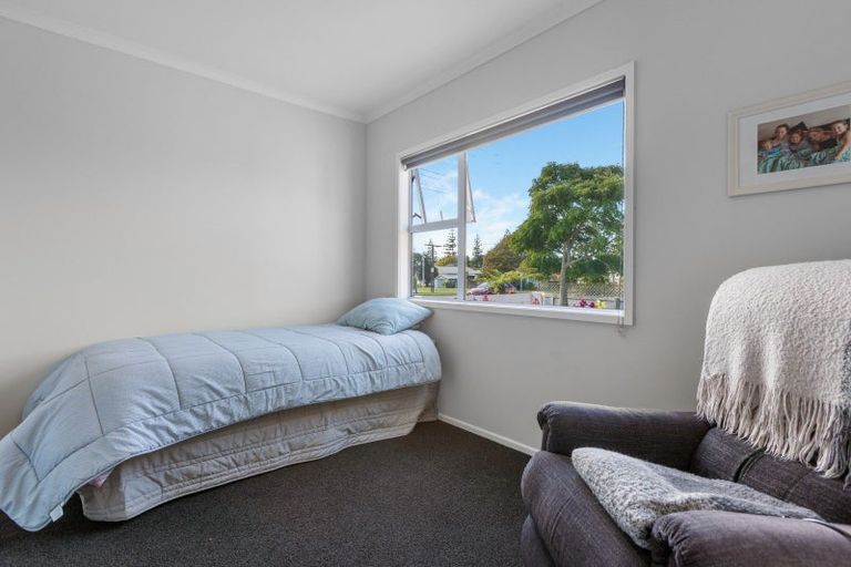 Photo of property in 5a High Street West, Waitara, 4320