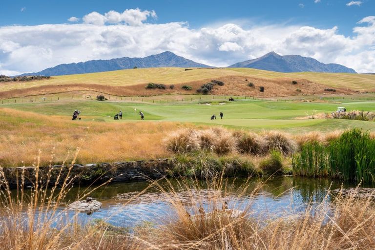 Photo of property in 10 Glenfiddich Road, Jacks Point, Queenstown, 9371