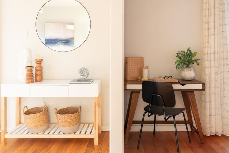 Photo of property in 36 Aperahama Street, Paekakariki, 5034