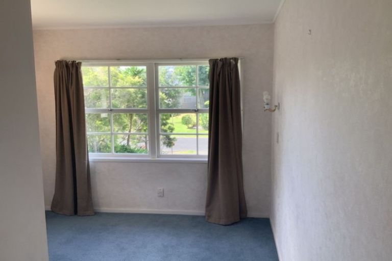 Photo of property in 13 Hamish Place, Sunnyhills, Auckland, 2010