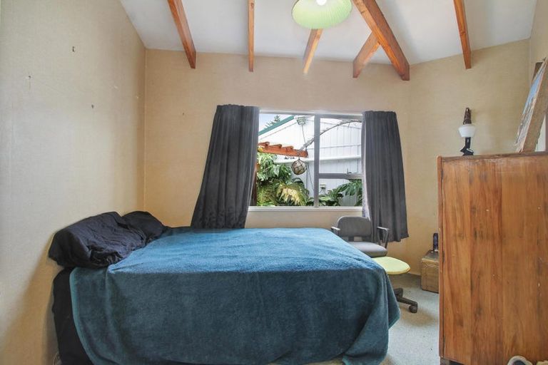 Photo of property in 9 Constable Road, Waiuku, 2123