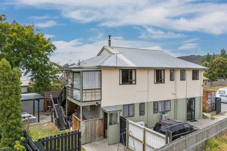 Photo of property in 2 Clutha Street, Alexandra, 9320