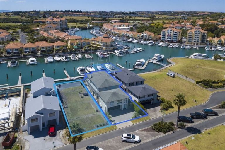 Photo of property in 21 Rue D' Amarres, Gulf Harbour, Whangaparaoa, 0930