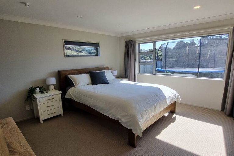 Photo of property in 46 Staithes Drive North, Whitby, Porirua, 5024
