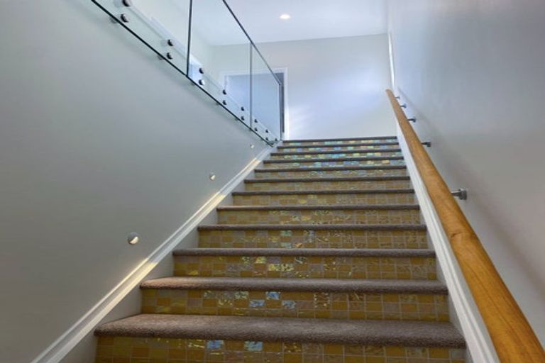 Photo of property in 8 Aoraki Crescent, Albany Heights, Auckland, 0632