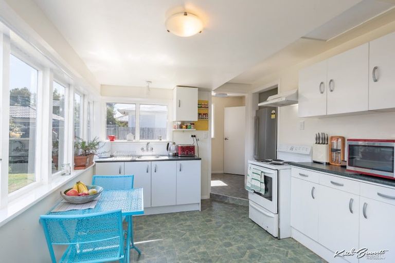 Photo of property in 12 Seddon Street, Wallaceville, Upper Hutt, 5018