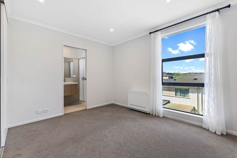 Photo of property in 43 Bonnette Road, Flat Bush, Auckland, 2019
