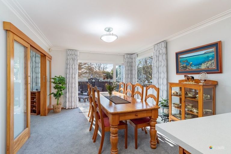 Photo of property in 19 Chilton Grove, Hutt Central, Lower Hutt, 5010