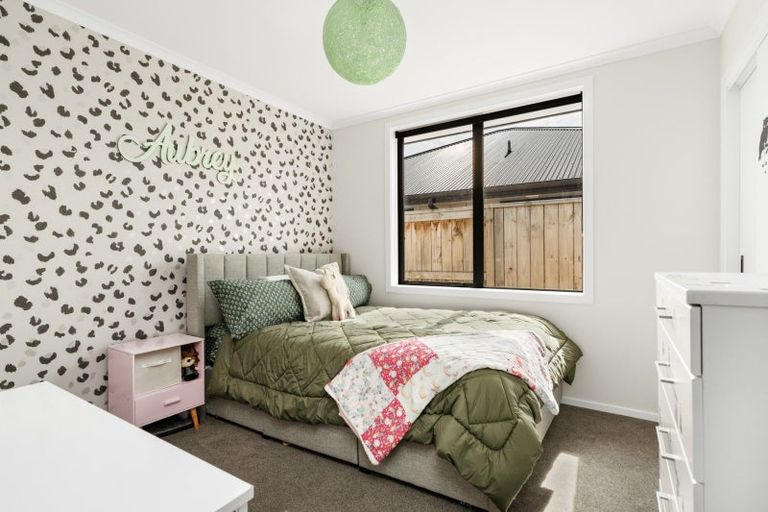 Photo of property in 17 Whakaturou Crescent, Pyes Pa, Tauranga, 3112