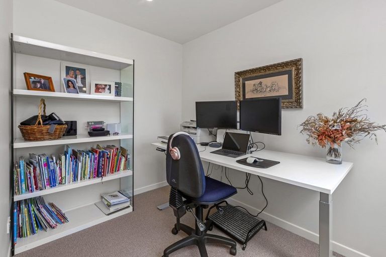 Photo of property in 36 Robertson Street, Raglan, 3225