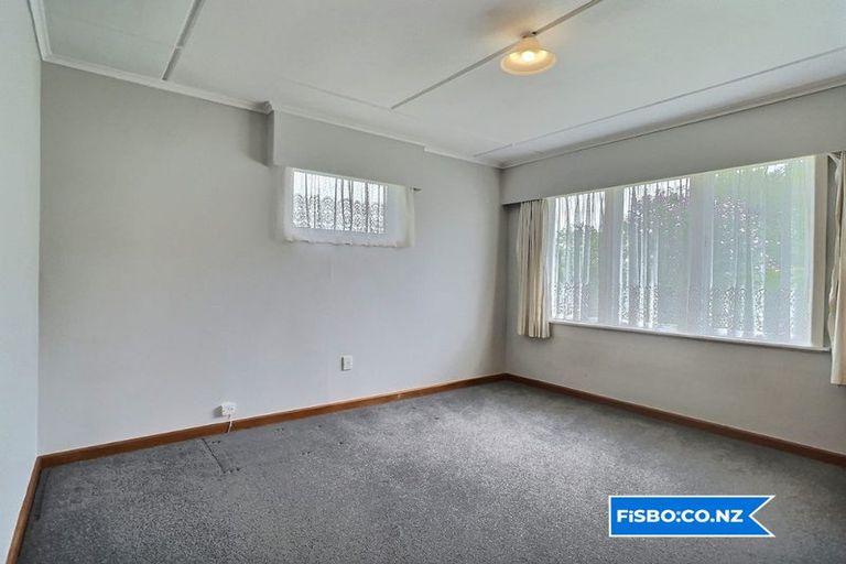 Photo of property in 36 Bowling Road, Greenmeadows, Napier, 4112