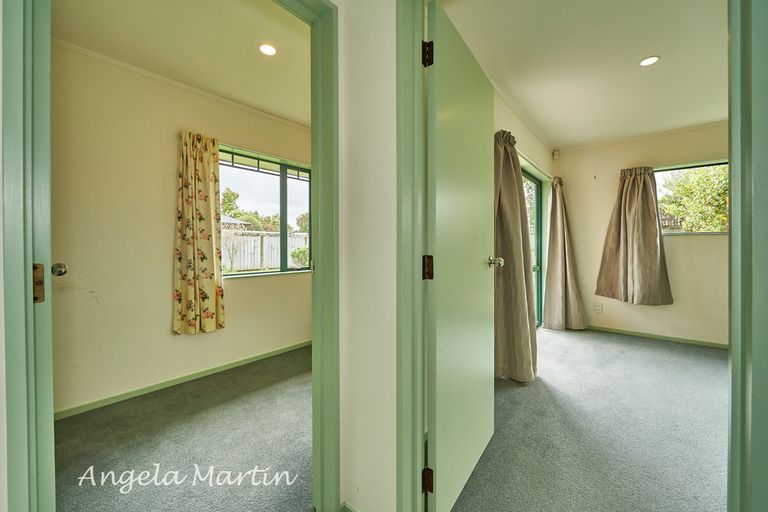 Photo of property in 157 Ruapehu Drive, Fitzherbert, Palmerston North, 4410