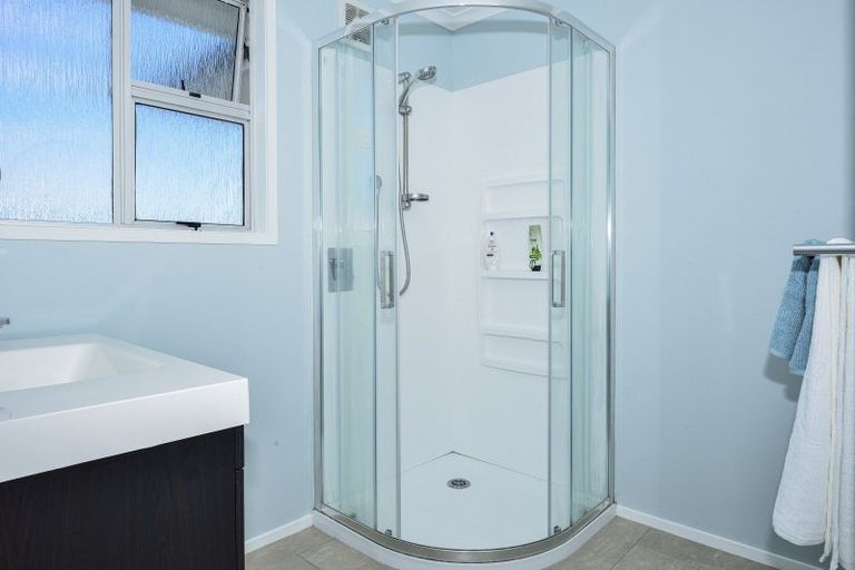 Photo of property in 4 Waihinahina Way, Mahia, 4198