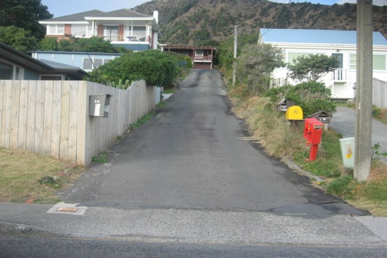 Photo of property in 14 The Parade, Paekakariki, 5034