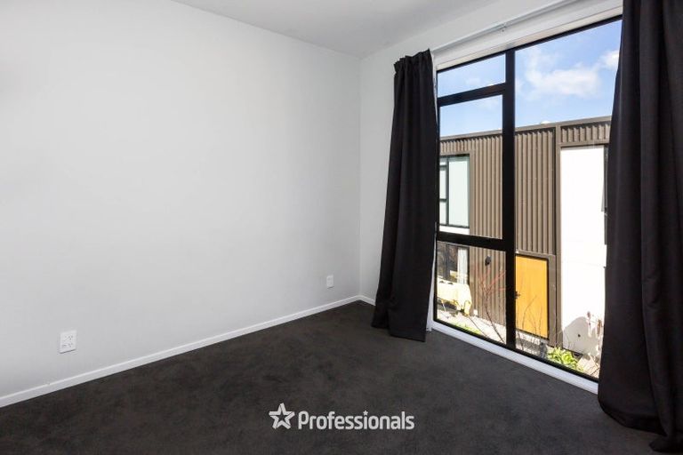 Photo of property in 8/185 High Street, Hutt Central, Lower Hutt, 5010