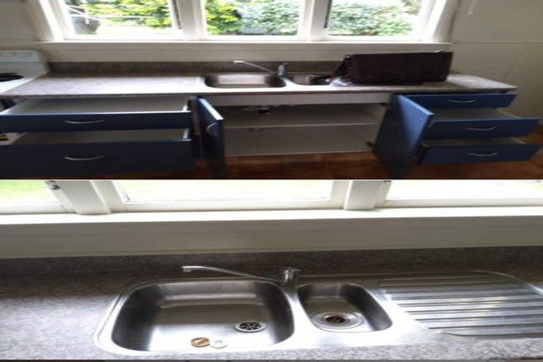 Photo of property in 238 High Street North, Carterton, 5713