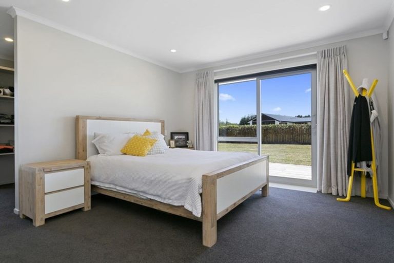Photo of property in 2/1 Lowe Road, Rukuhia, Hamilton, 3282