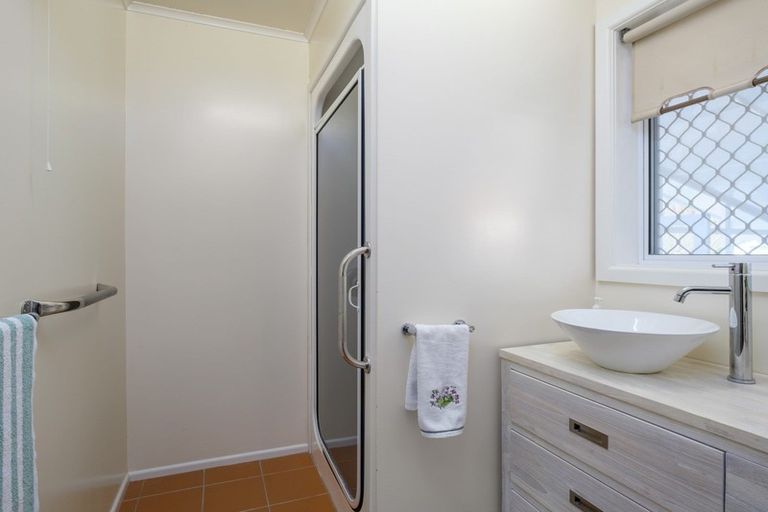 Photo of property in 3 Seddon Crescent, Whataupoko, Gisborne, 4010