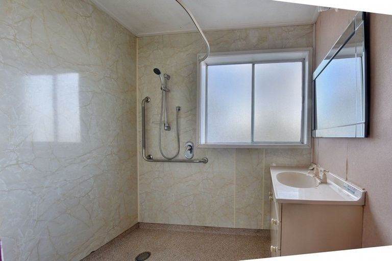 Photo of property in 135 Broughton Street, Gore, 9710