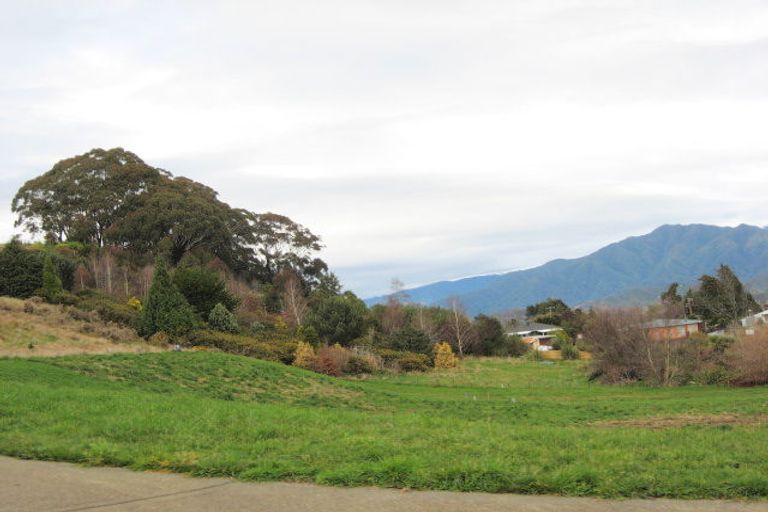 Photo of property in 24 Arapeta Place, Takaka, 7110