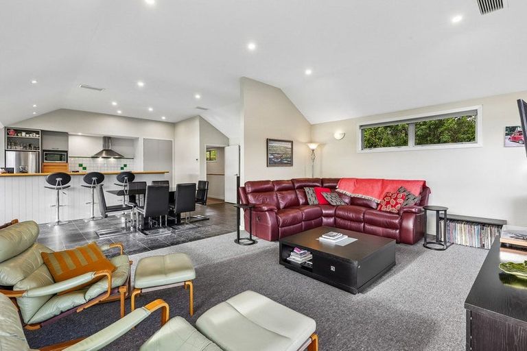 Photo of property in 30 Oxley Crescent, Broad Bay, Dunedin, 9014