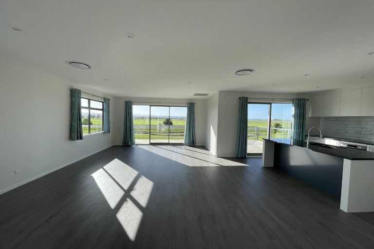 Photo of property in 64 Pelorus Avenue, Poraiti, Napier, 4112