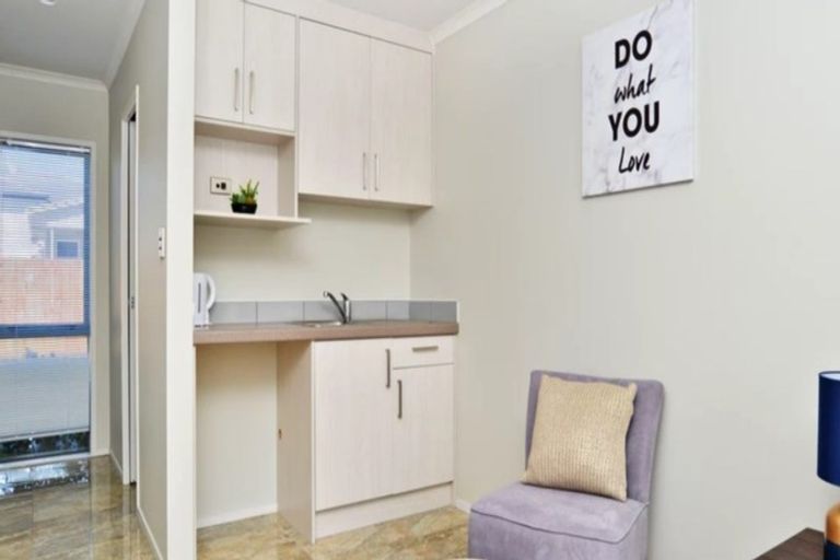 Photo of property in 1/181 Knighton Road, Hillcrest, Hamilton, 3216