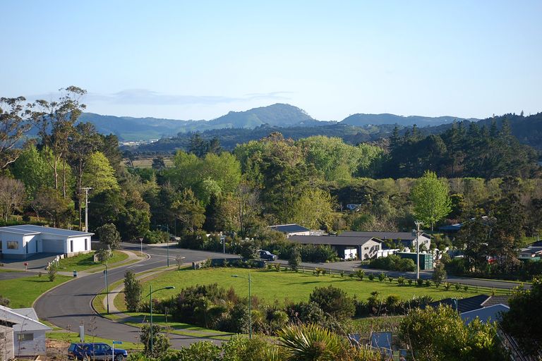 Photo of property in 5 Daphne Place, Mangawhai, 0505