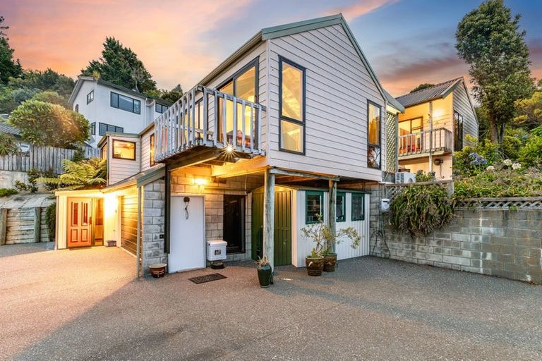 Photo of property in 4 The Marlinspike, Whitby, Porirua, 5024