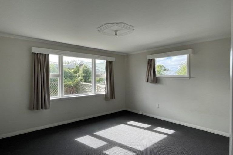Photo of property in 2/51 Saint Johns Street, Woolston, Christchurch, 8062