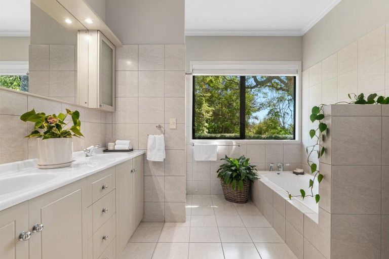 Photo of property in 10 Phillips Drive, Oropi, Tauranga, 3173