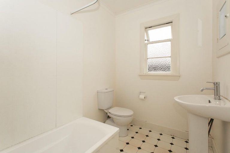 Photo of property in 16 Walshs Road, Allenton, Ashburton, 7700