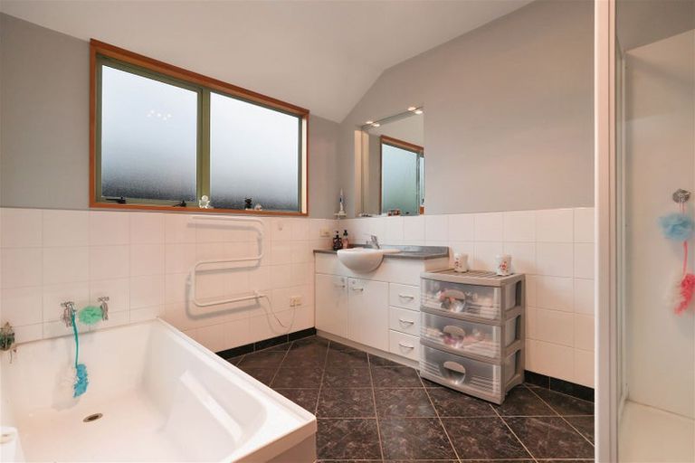 Photo of property in 9 Tarbottons Road, Tinwald, Ashburton, 7700