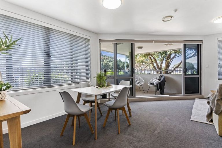Photo of property in Anchorage Apartments, 104/36 Victoria Road, Mount Maunganui, 3116