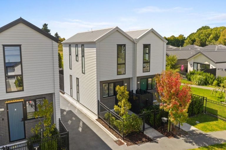 Photo of property in 64 Miromiro Street, Broomfield, Christchurch, 8042