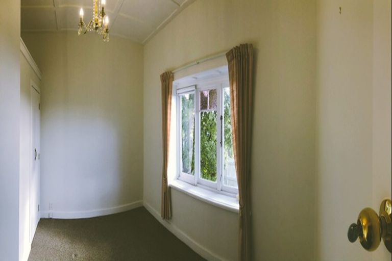 Photo of property in 15a Watea Road, Torbay, Auckland, 0630