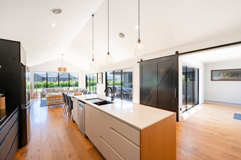 Photo of property in 672 Aubrey Road, Wanaka, 9305